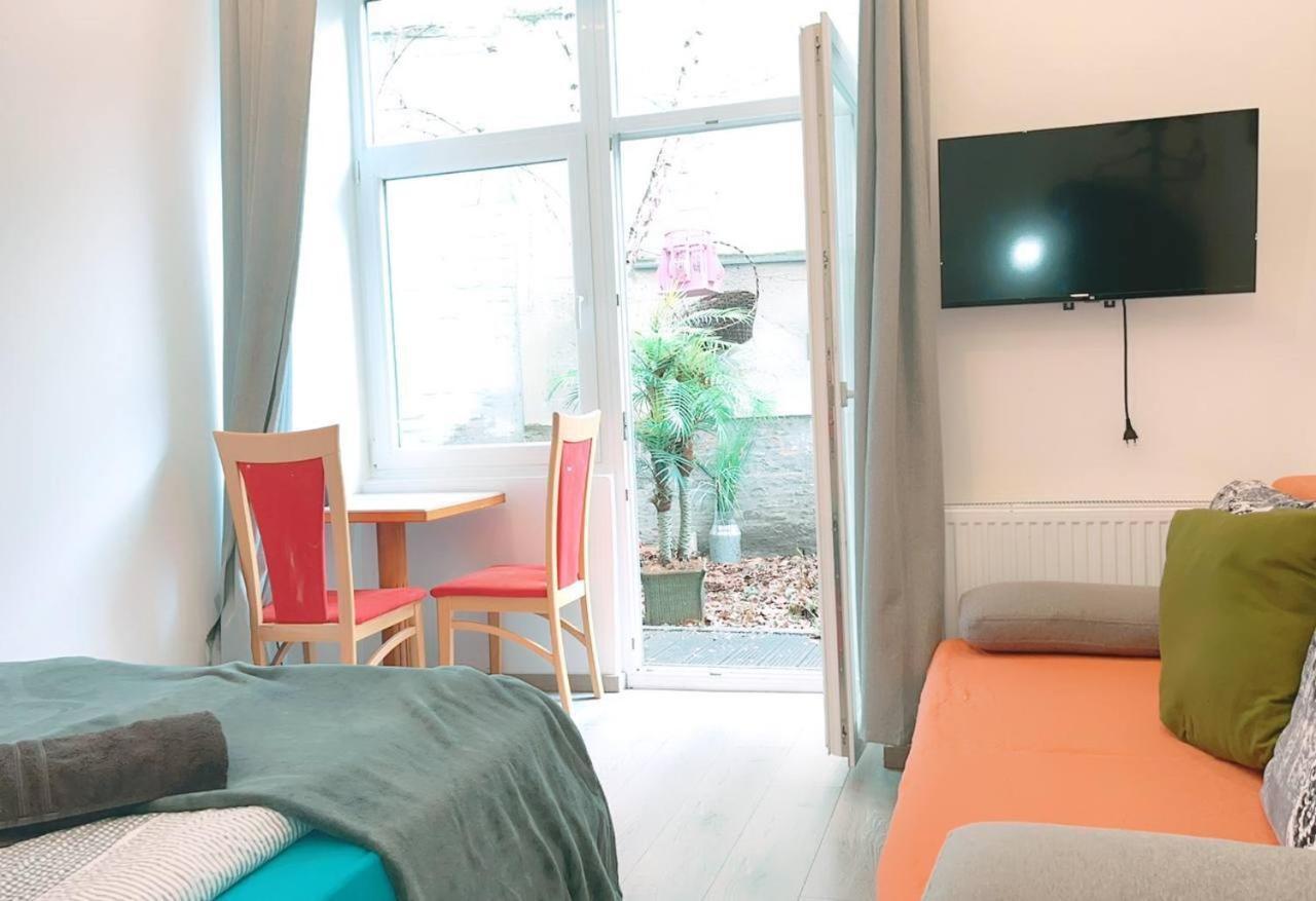 Comfort Triple Room Hn Wien Eksteriør billede